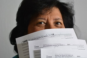 Asistencia Legal Para Iinmigrantes Indocumentados Con Riesgo De Deportación