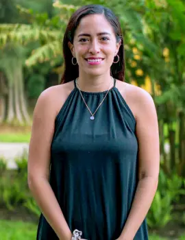 Carolina Pineda Client Happiness Coordinator At Lincoln-Goldfinch Law