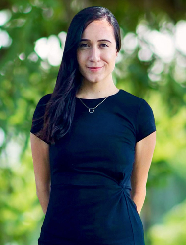 Fernanda Rios Alegre Especialista En Atencion Al Cliente En Firma De Abogacia