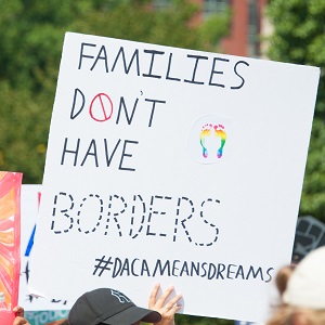 Obtenga Asesoría Legal Personalizada Con Las Abogadas De Lincoln-Goldfinch Law - Abogados de Inmigración