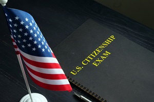 Obtenga Ayuda Y Preparación Para Aprobar Su Examen De Ciudadanía Americana Y Ayudar A Su Familia