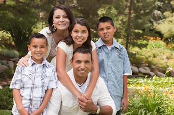 Protéjase Usted Y A Su Familia De Ser Negados En La Entrevista Stokes En EE.UU. Con Un Abogado De Inmigración De Confianza
