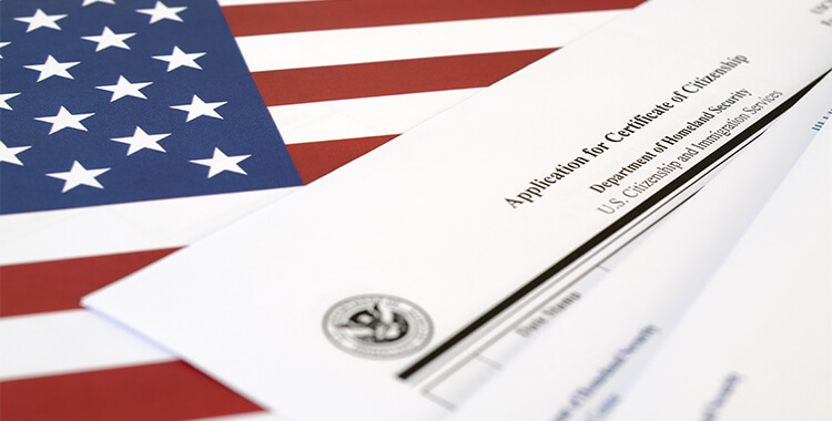 How To Become A US Citizen Through The Naturalization Process