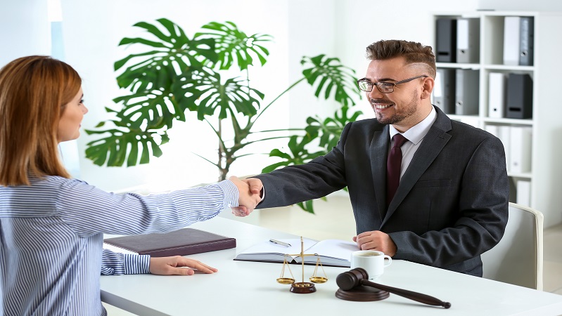 Are You Eligible For Citizenship? Consult With A Lincoln-Goldfinch Law - Abogados de Inmigración Firm Immigration Lawyer For Free