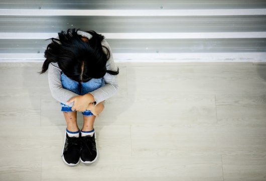 Adolescente No Acompañada Se Reúne Con Su Madre Tras Ser Hospitalizada Por Covid-19