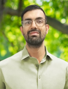 Armando Funez Receptionist In Lincoln-Goldfinch Law