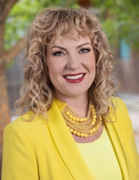 Awarded Immigration Lawyer Kate Lincoln-Goldfinch Law