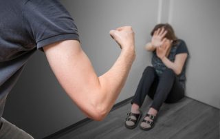 Cómo Afecta VAWA Al Agresor