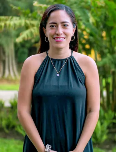 Carolina Pineda Client Happiness Coordinator At Lincoln-Goldfinch Law