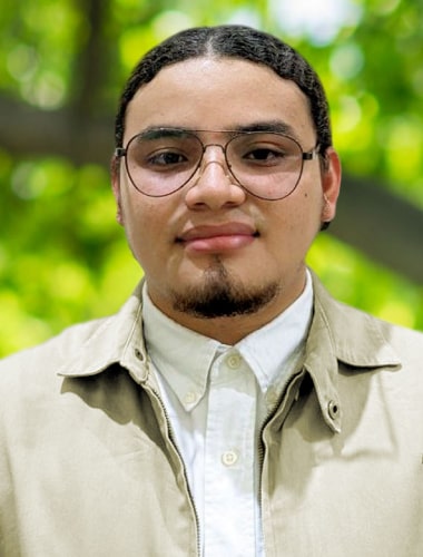 Franco Aguirre Intake Coordinator At Lincoln-Goldfinch Law