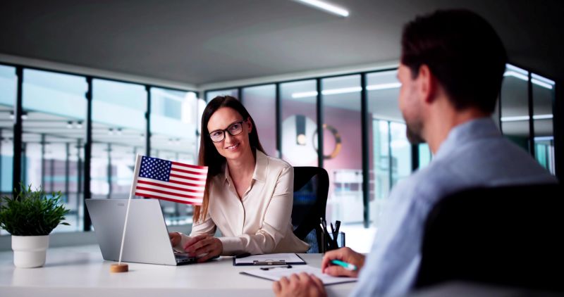 Abogado De Visa U Le Guía Hacia La Green Card