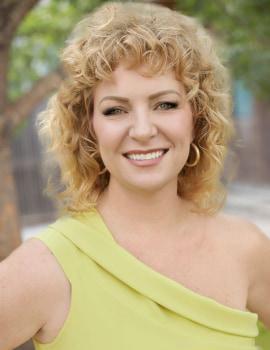 Kate Lincoln-Goldfinch Attorney & CEO In Lincoln Goldfinch Law