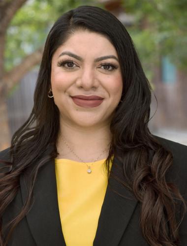Lizbeth Lopez Abogada De Lincoln Goldfinch Law
