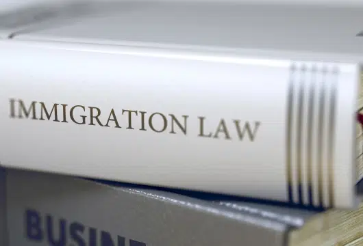 Abogados locales de inmigración se adaptan a un reglamento cambiante