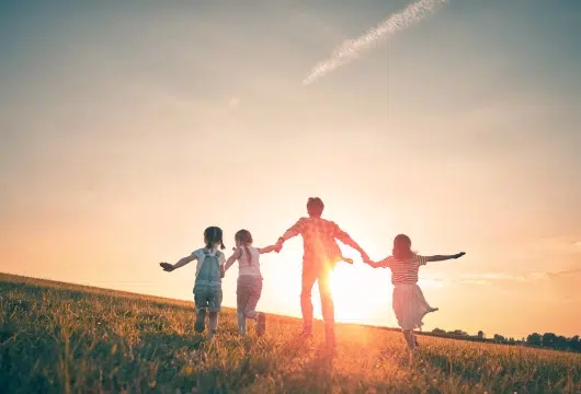 Lawmakers Push To Release Family From ICE Facility