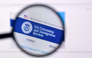 ¿Otra Notificación Prima Facie? Por Qué USCIS Te La Envió