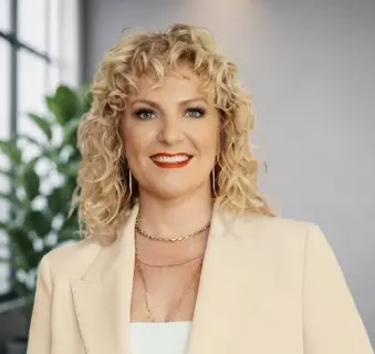 kate-lincoln-goldfinch-founding-attorney-and-ceo-cypress-immigration-attorney