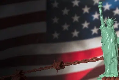 DSN de Trump enfrenta batalla legal tras deportar ciudadano estadounidense