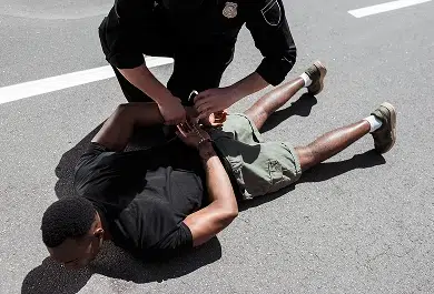 El riesgo de la discriminacion racial en detenciones de ciudadanos